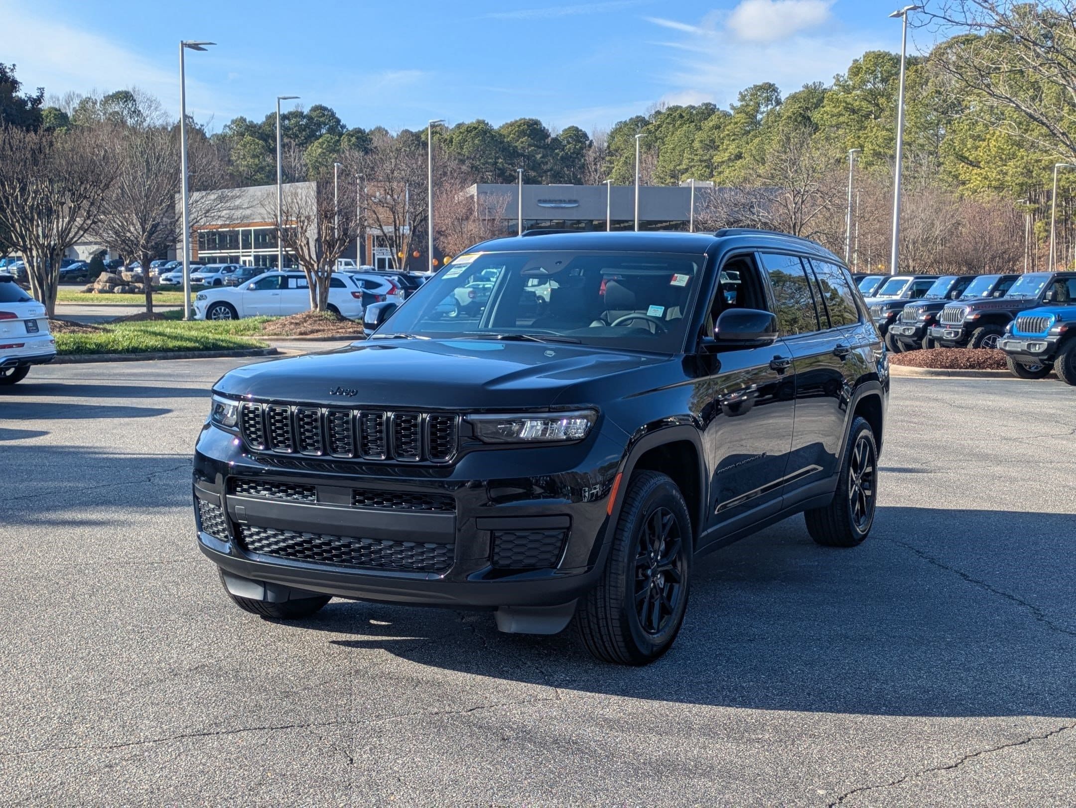 2025 Jeep Grand Cherokee L Altitude's photo