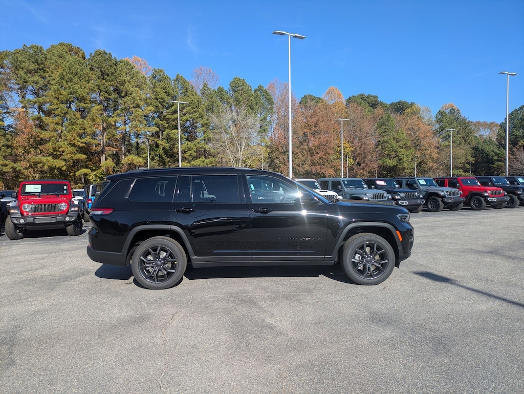 New 2025 Jeep Grand Cherokee L LIMITED 4X4 Sport Utility