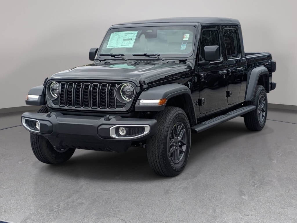 New 2026 Jeep Gladiator SPORT S 4X4 Pickup