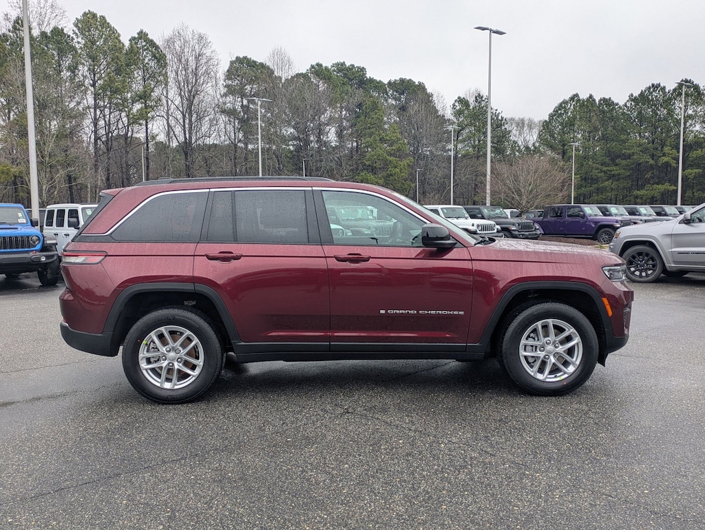 New 2026 Jeep Grand Cherokee LAREDO X 4X4 Sport Utility