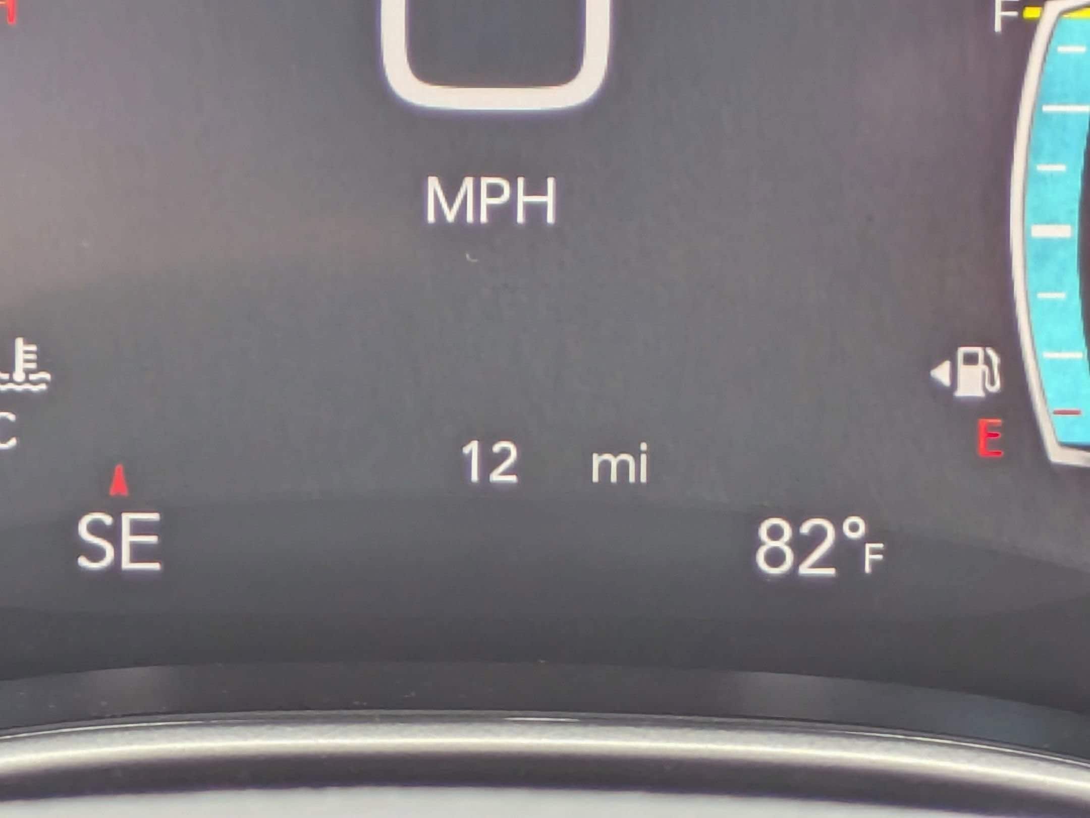 2026 Chrysler Pacifica Select - Photo 11