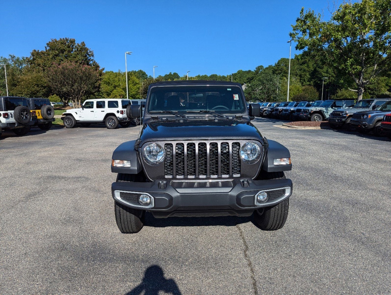 Used 2023 Jeep Gladiator Sport S with VIN 1C6HJTAG1PL576290 for sale in Apex, NC