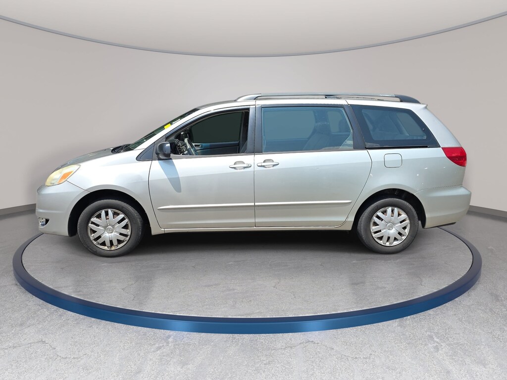 Used 2005 Toyota Sienna LE