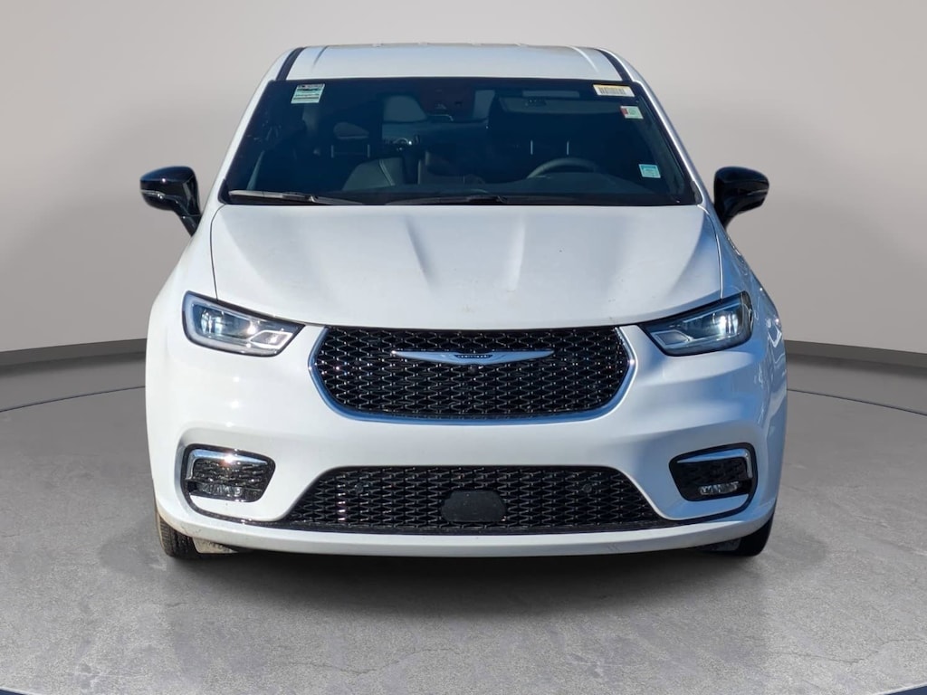 New 2026 Chrysler Pacifica SELECT Passenger Van