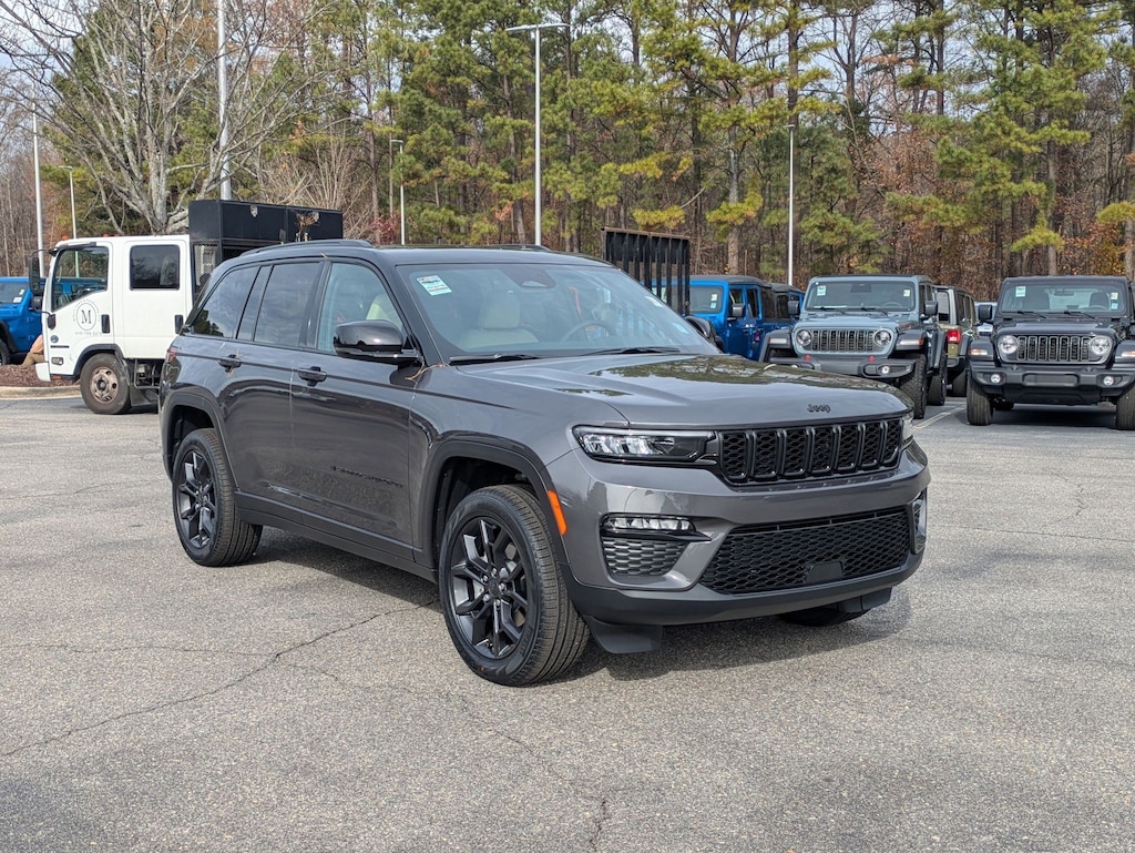 New 2025 Jeep Grand Cherokee LIMITED 4X4 Sport Utility