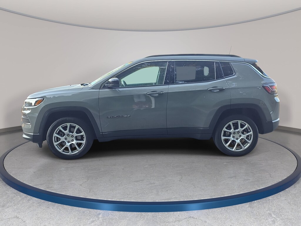 Used 2023 Jeep Compass Latitude Lux Latitude Lux 4x4