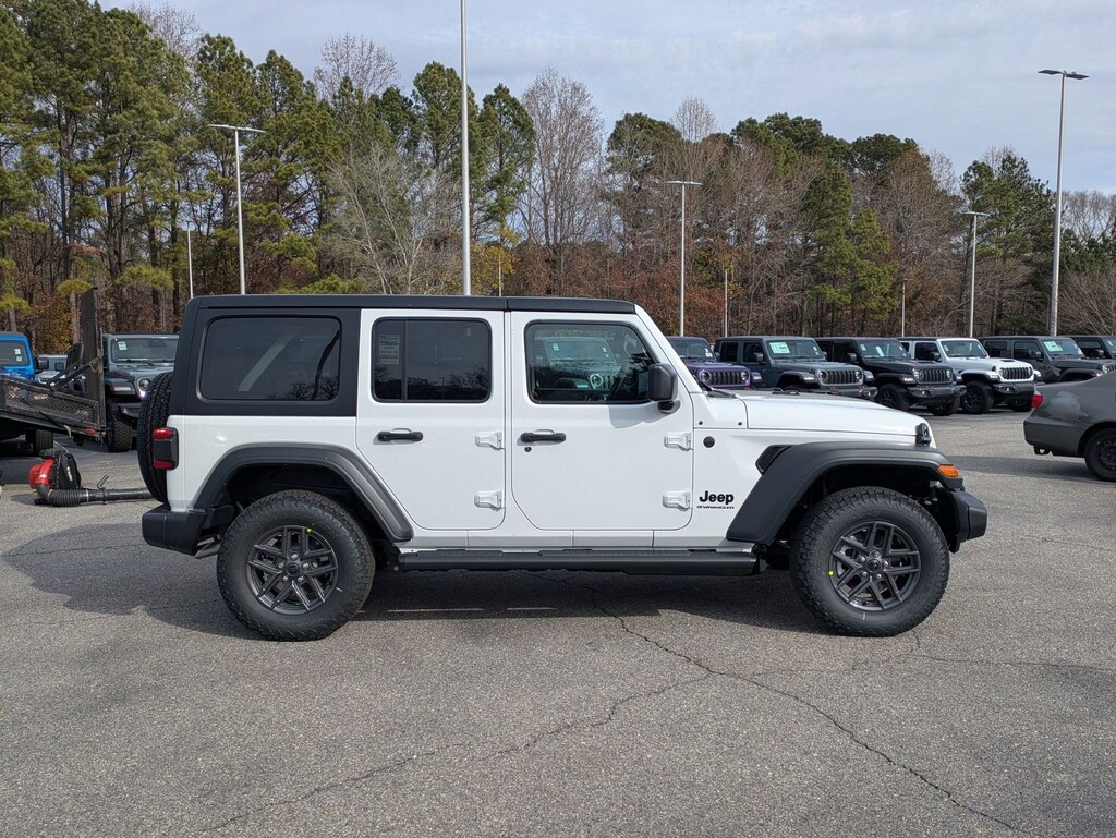 New 2026 Jeep Wrangler 4-DOOR SPORT S Sport Utility