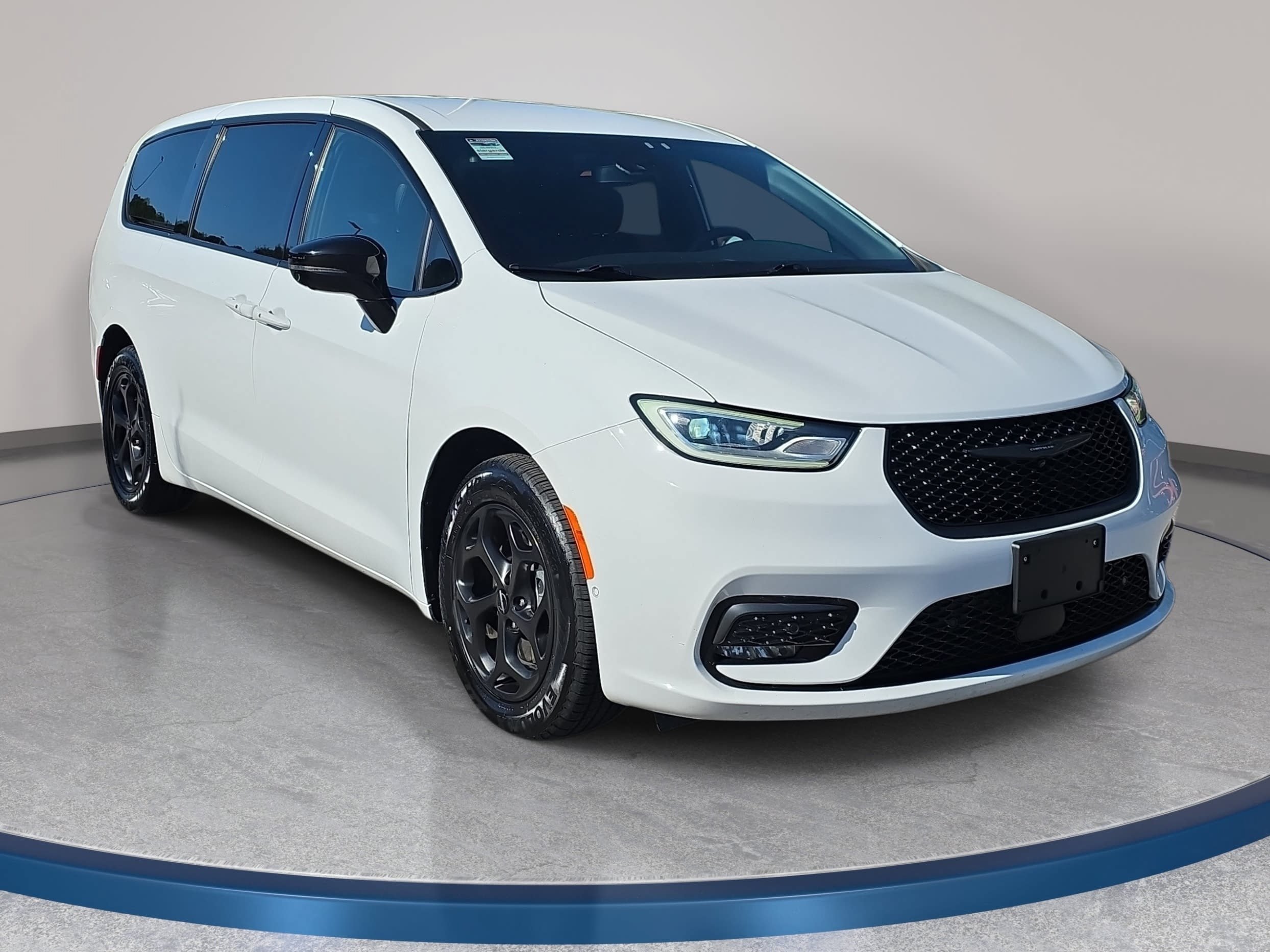 Used 2024 Chrysler Pacifica Hybrid S Appearance Pkg Hybrid S Appearance Pkg FWD
