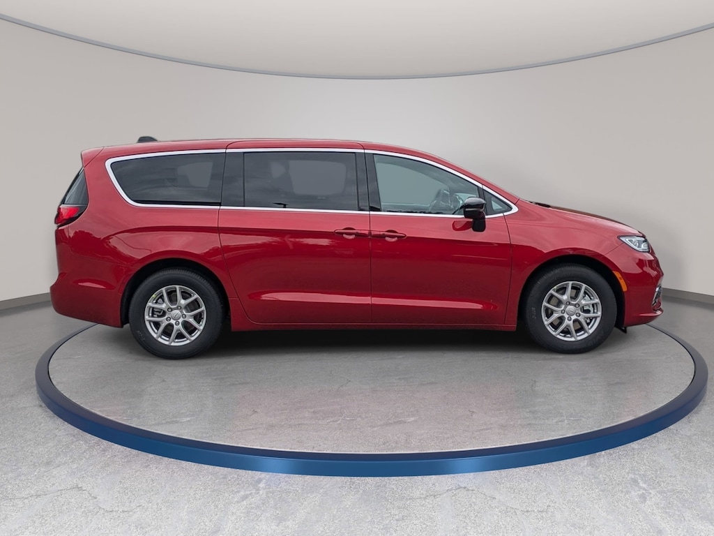 New 2026 Chrysler Pacifica SELECT Passenger Van