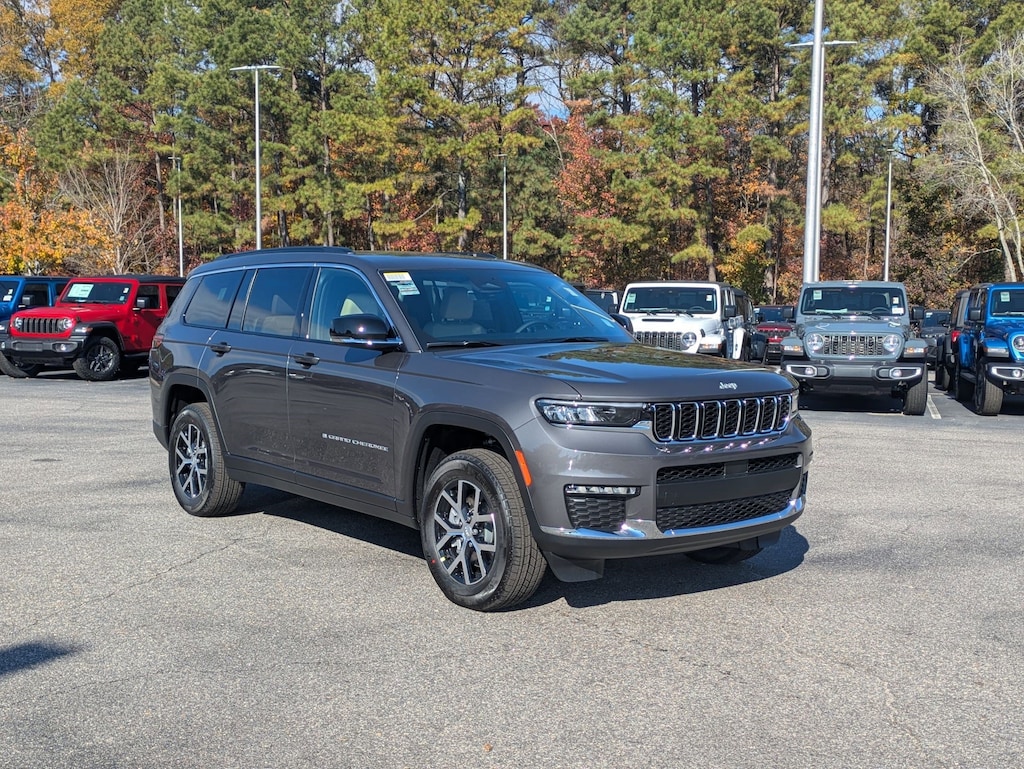 New 2025 Jeep Grand Cherokee L LIMITED 4X4 Sport Utility