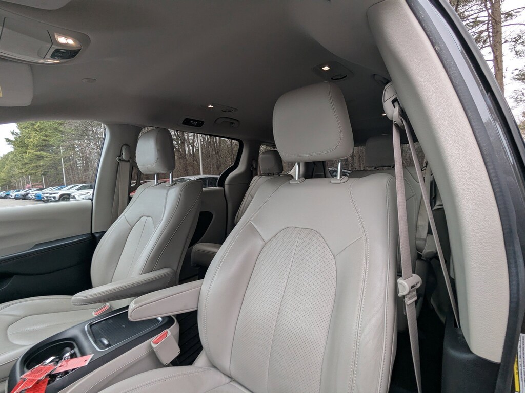 Used 2017 Chrysler Pacifica Touring-L Plus Touring-L Plus FWD