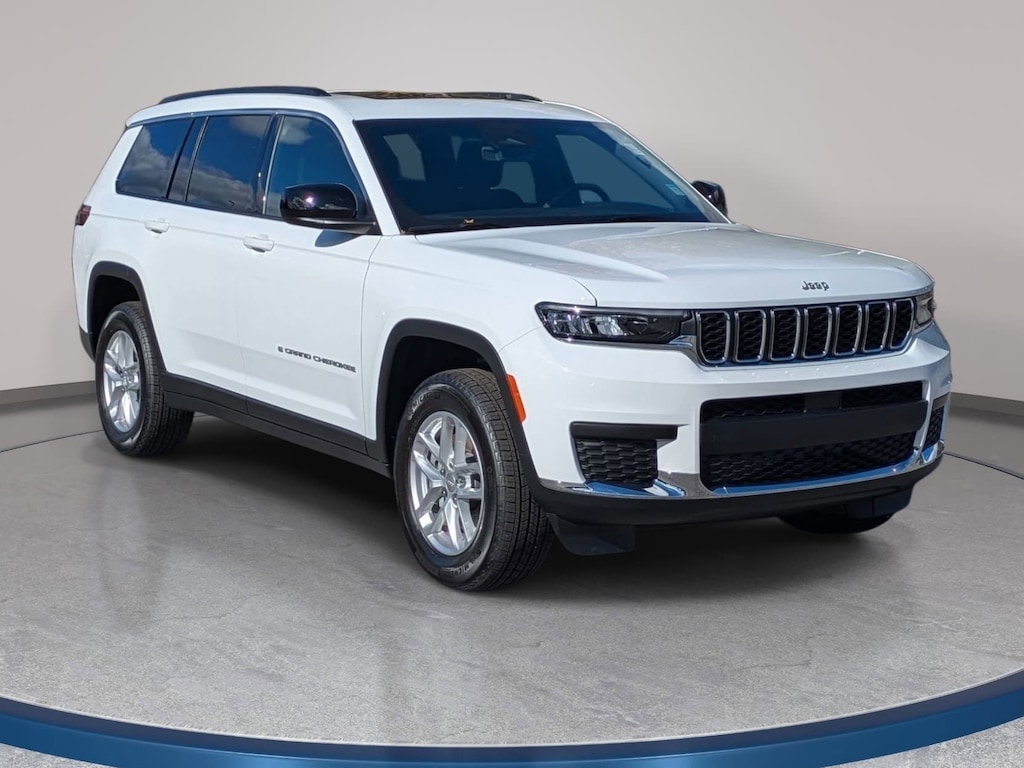 New 2025 Jeep Grand Cherokee L LAREDO X 4X4 Sport Utility