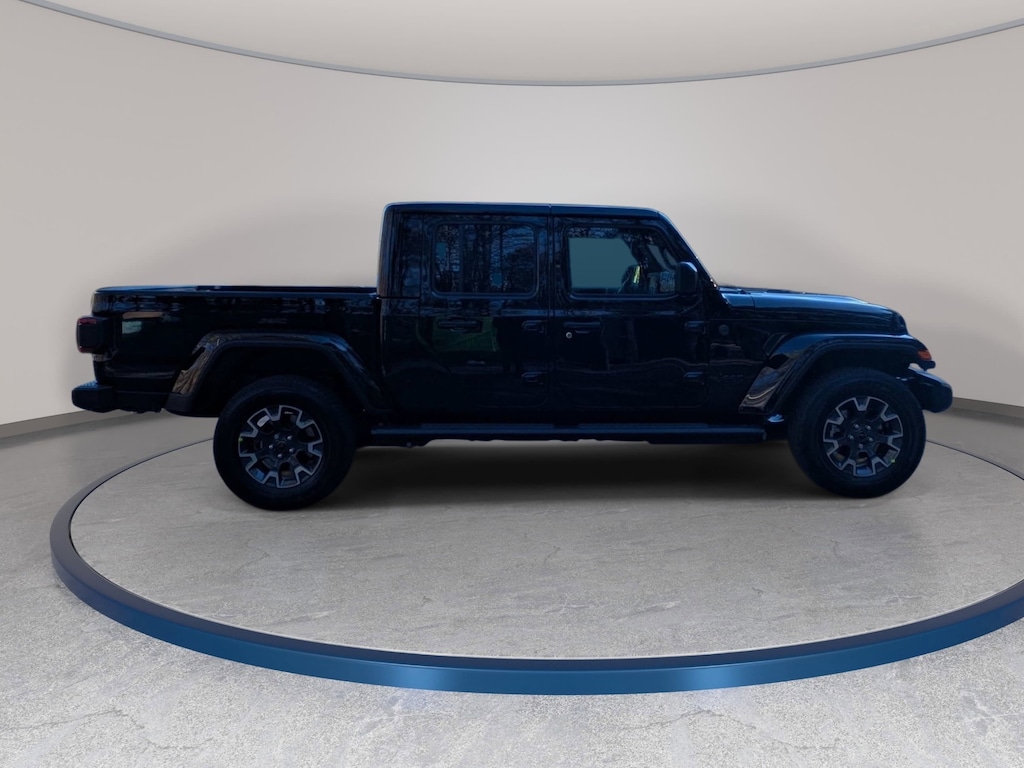 New 2026 Jeep Gladiator SAHARA 4X4 Pickup