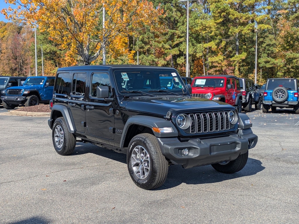 New 2025 Jeep Wrangler 4-DOOR SPORT S Sport Utility