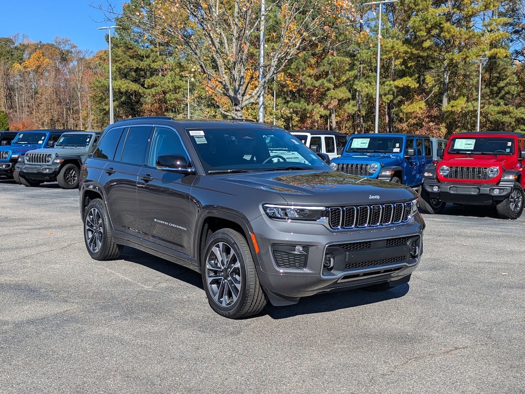 New 2025 Jeep Grand Cherokee OVERLAND 4X4 Sport Utility
