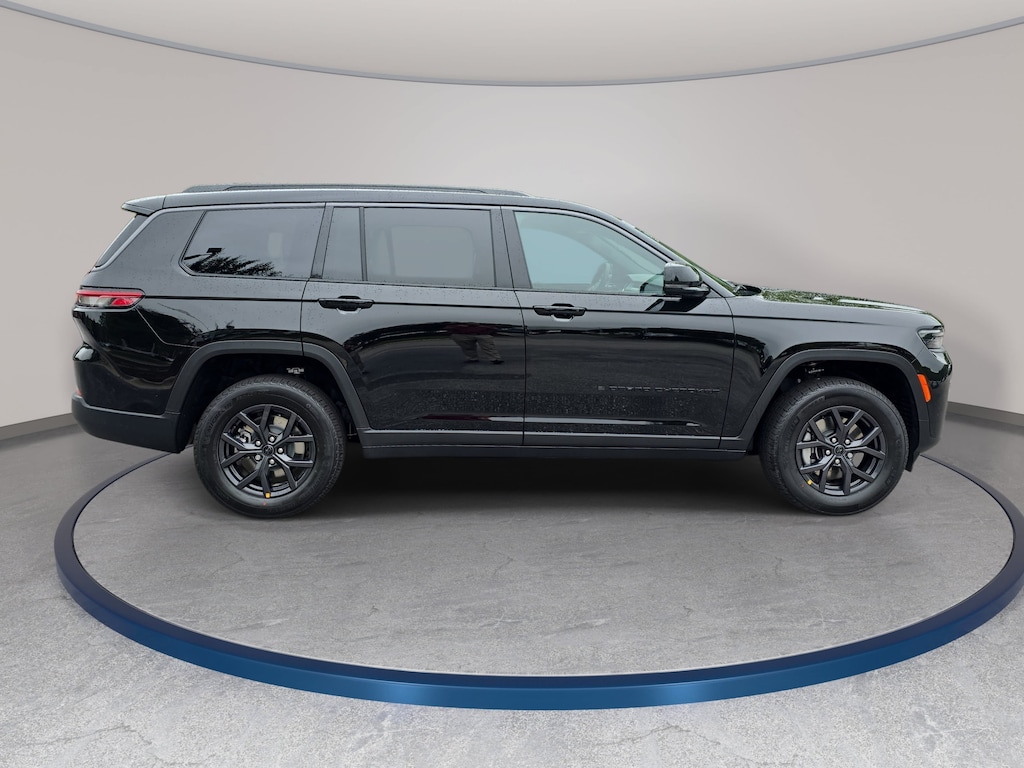New 2027 Jeep Grand Cherokee L LAREDO ALTITUDE 4X4 Sport Utility