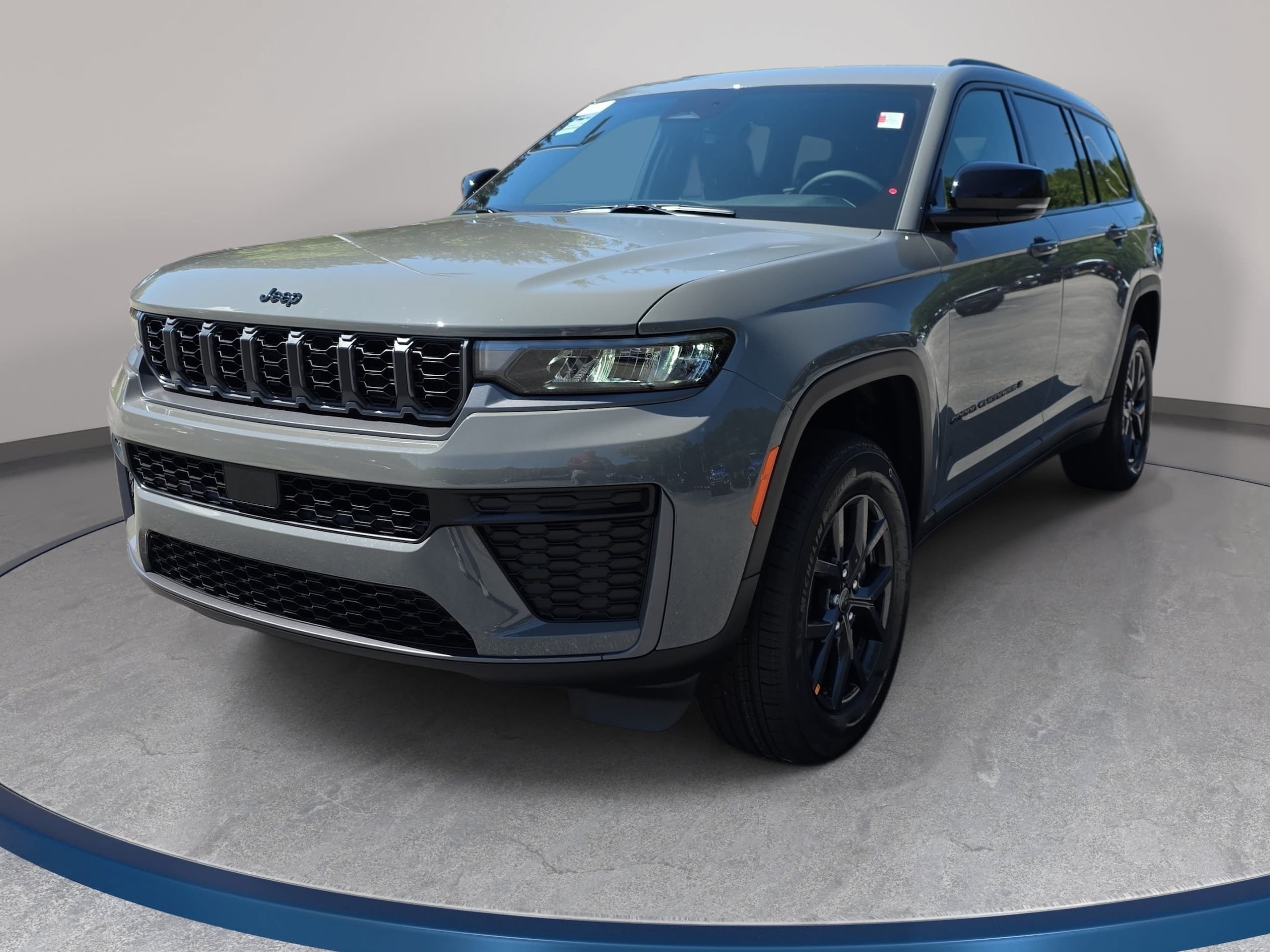 2027 Jeep Grand Cherokee L Laredo