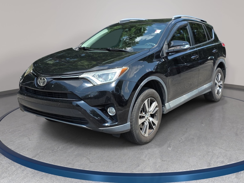 Used 2017 Toyota RAV4 XLE XLE AWD