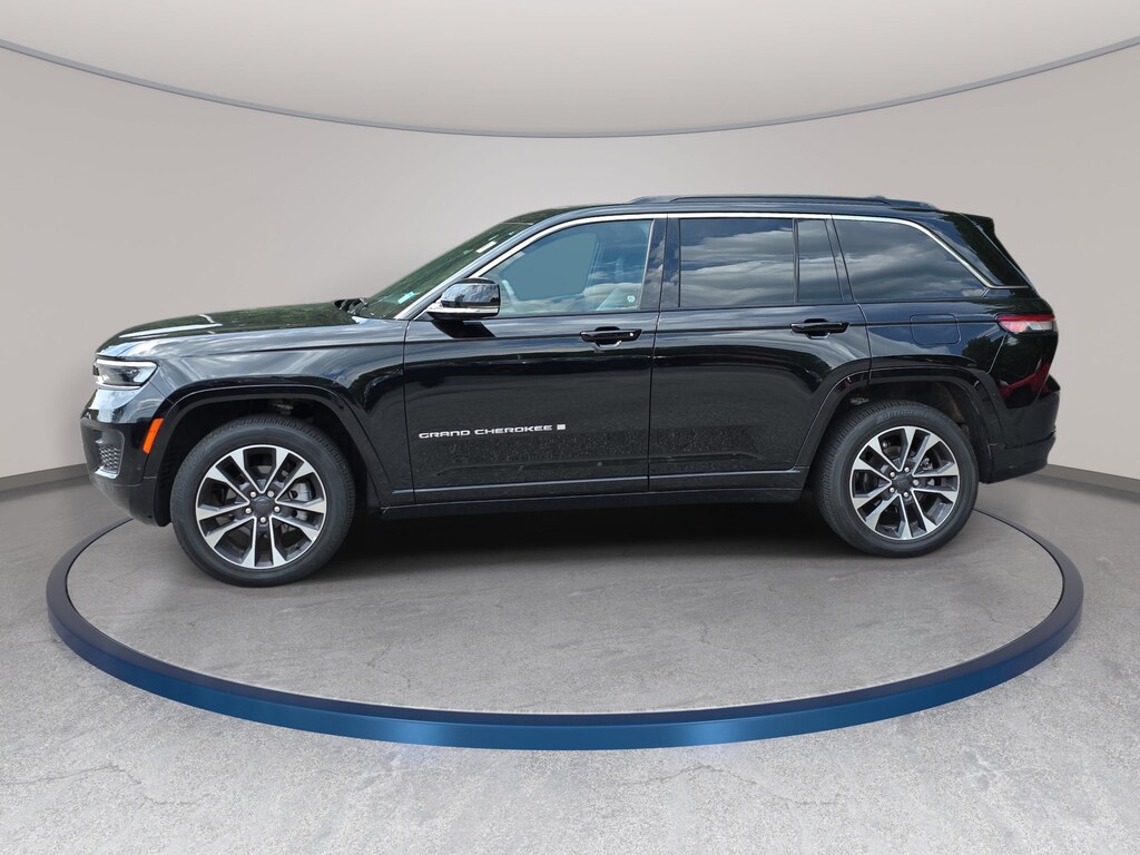 Used 2025 Jeep Grand Cherokee Overland Overland 4x4
