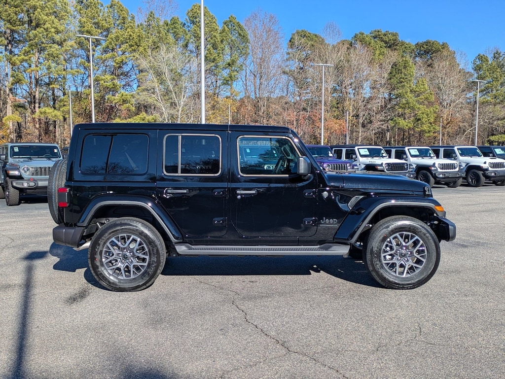 New 2026 Jeep Wrangler 4-DOOR SAHARA Sport Utility