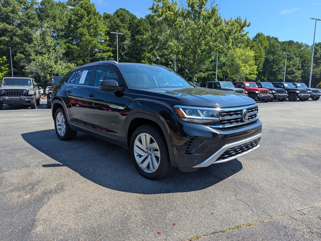 Used 2022 Volkswagen Atlas Cross Sport 3.6L V6 SE w/Technology 3.6L V6 SE w/Technology FWD