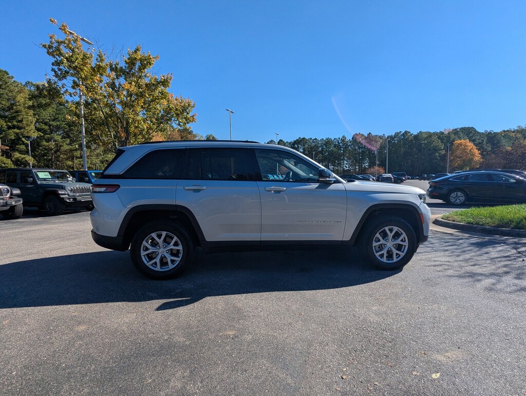 Used 2022 Jeep Grand Cherokee Limited Limited 4x4