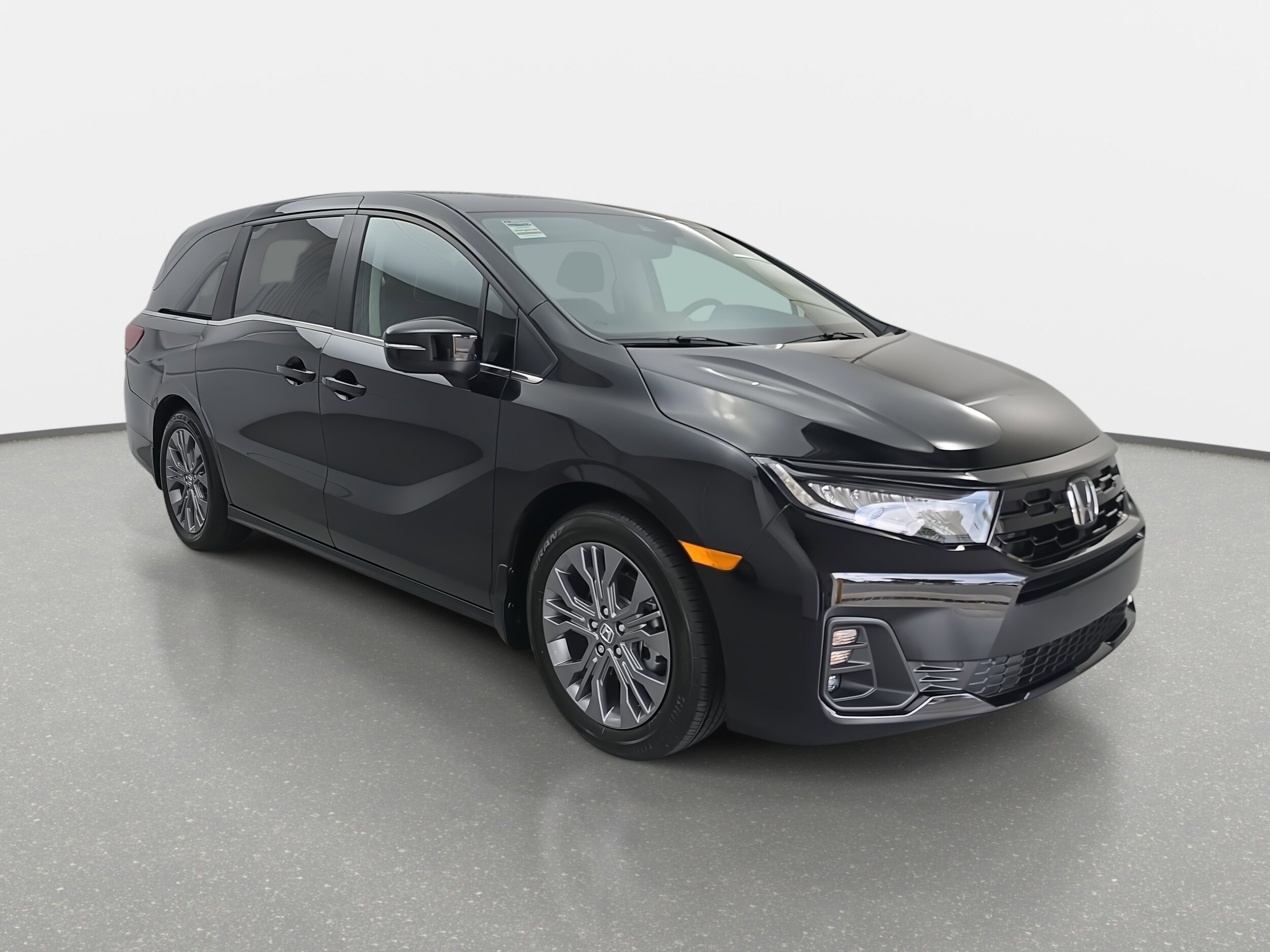 2025 Honda Odyssey Touring photo 2