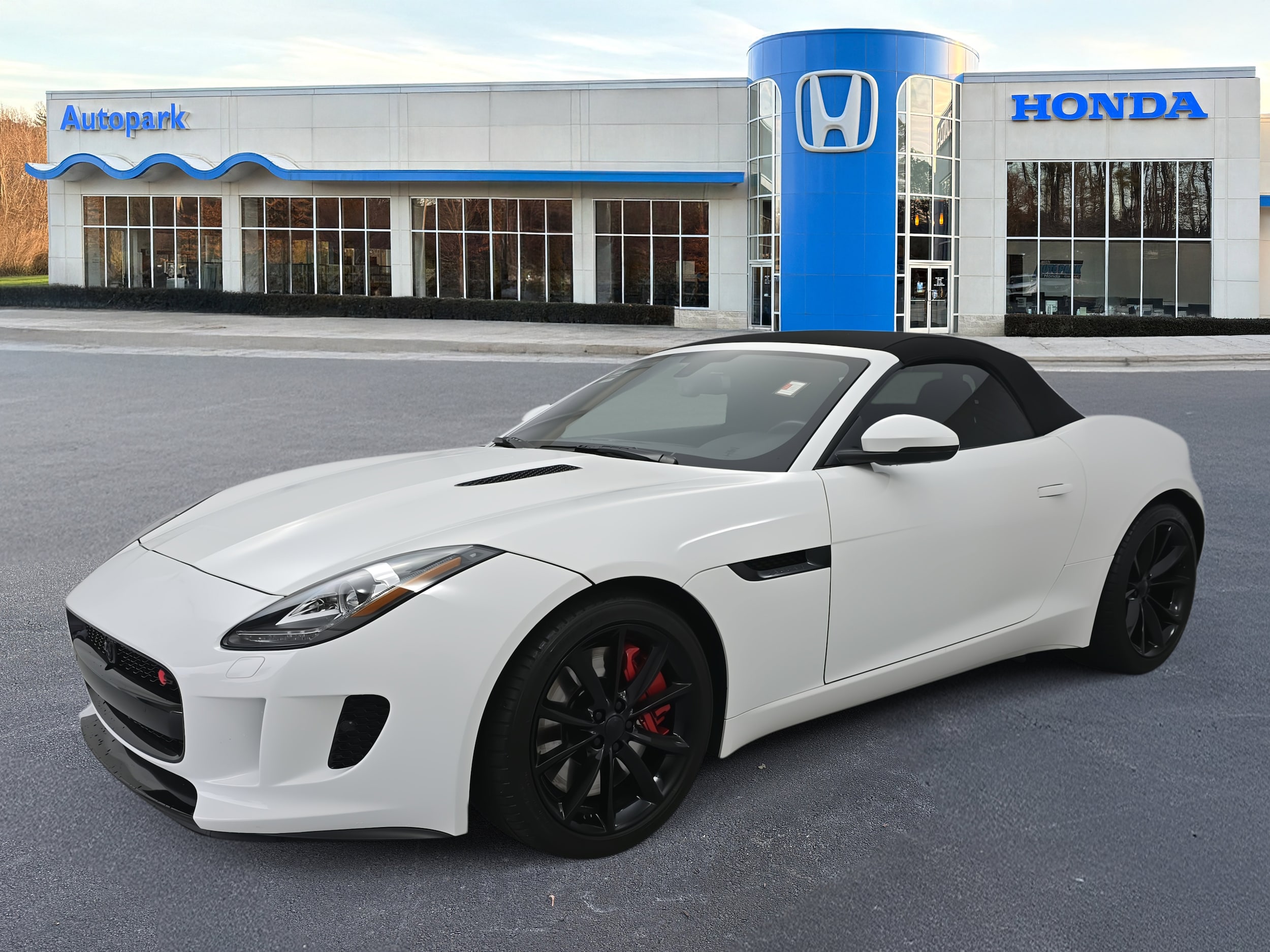 2014 Jaguar F-TYPE S's photo