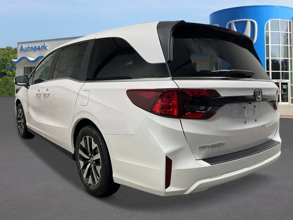 2026 Honda Odyssey EX-L photo 3