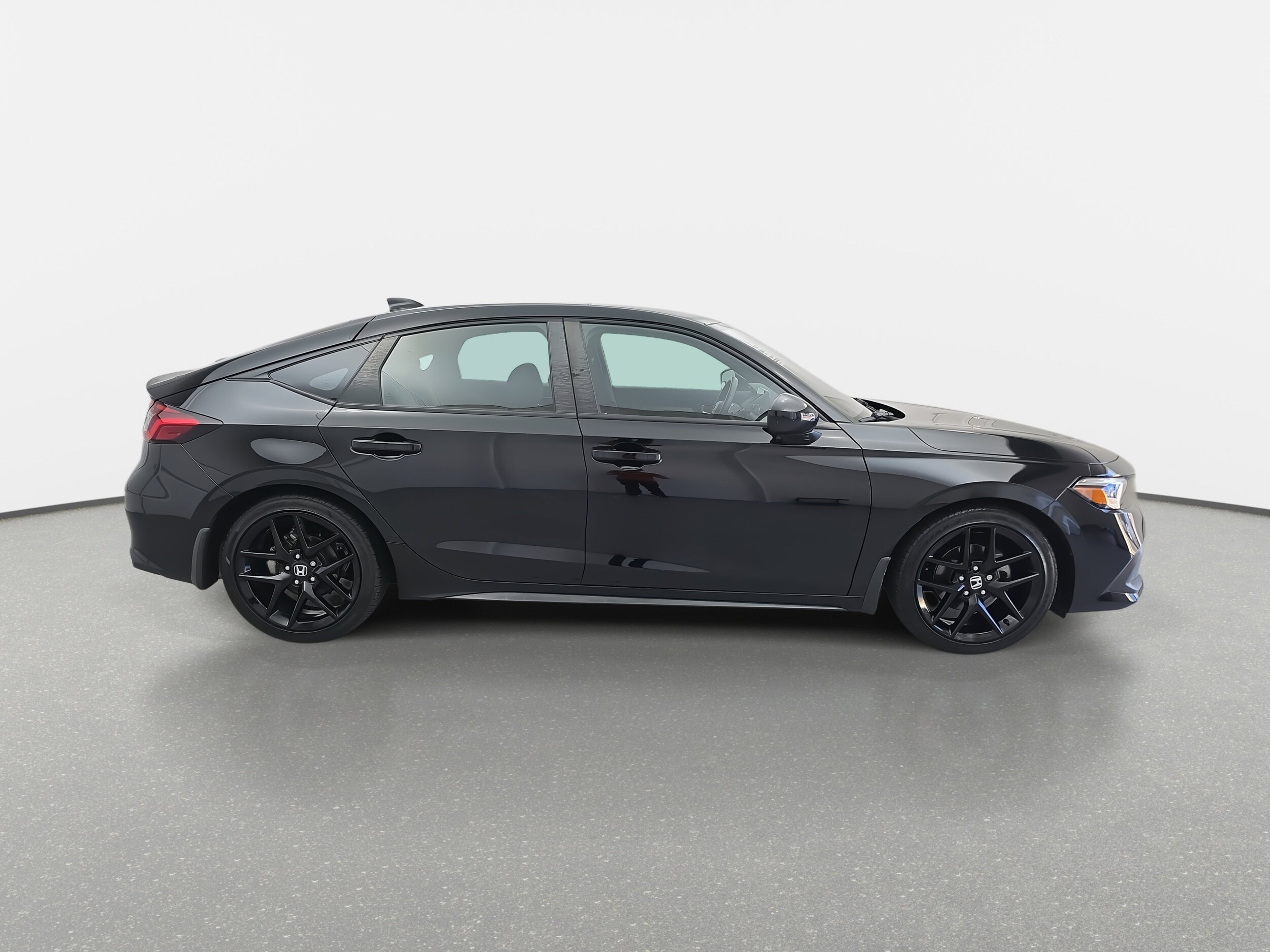 2023 Honda Civic Sport Hatchback photo 4