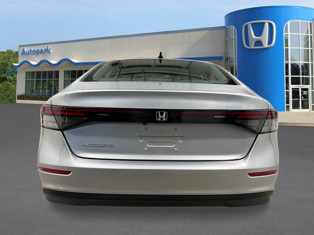 2025 Honda Accord SE photo 4