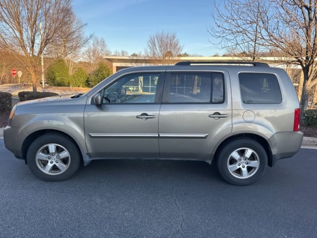 Used 2011 Honda Pilot EX-L SUV