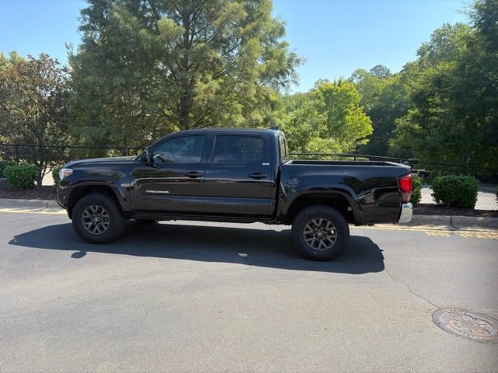 Used 2021 Toyota Tacoma SR5 Truck Double Cab