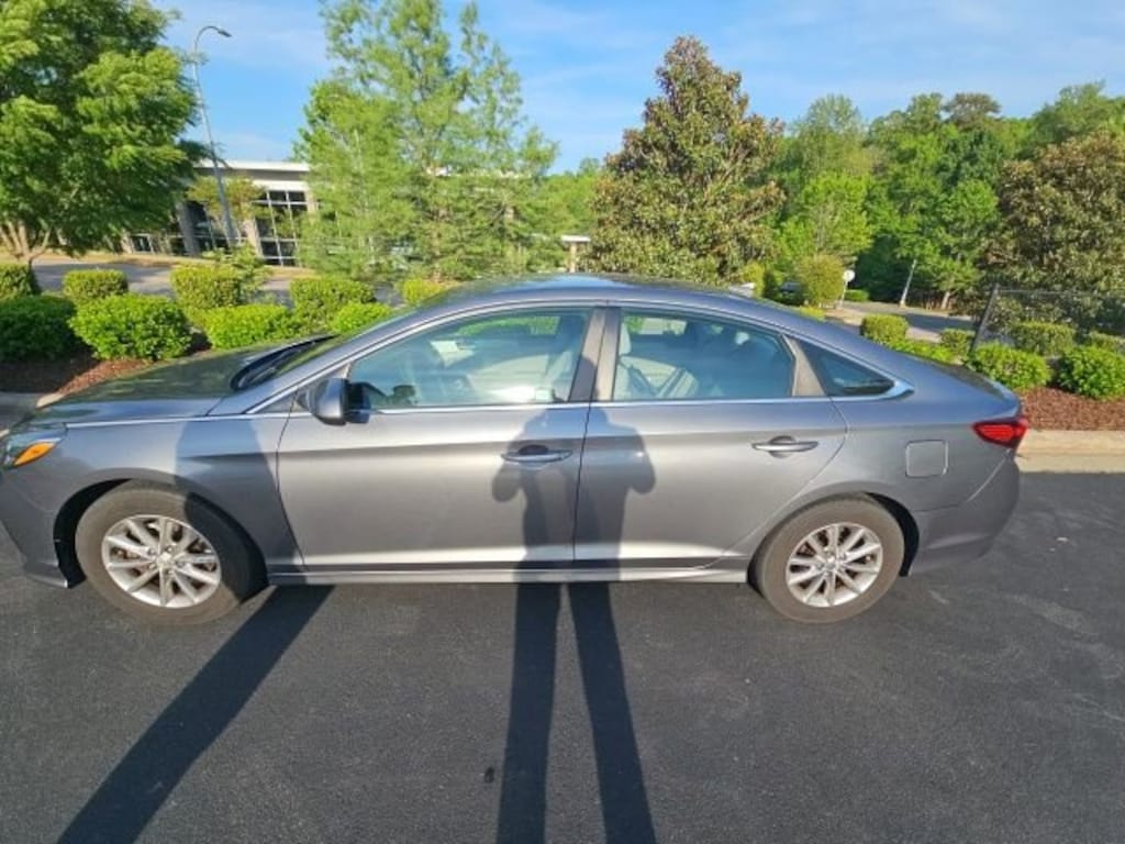 Used 2018 Hyundai Sonata SE Sedan