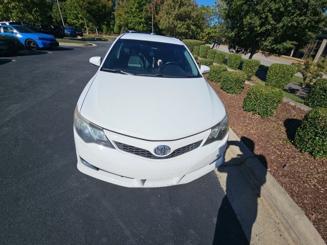 Used 2013 Toyota Camry SE Sedan