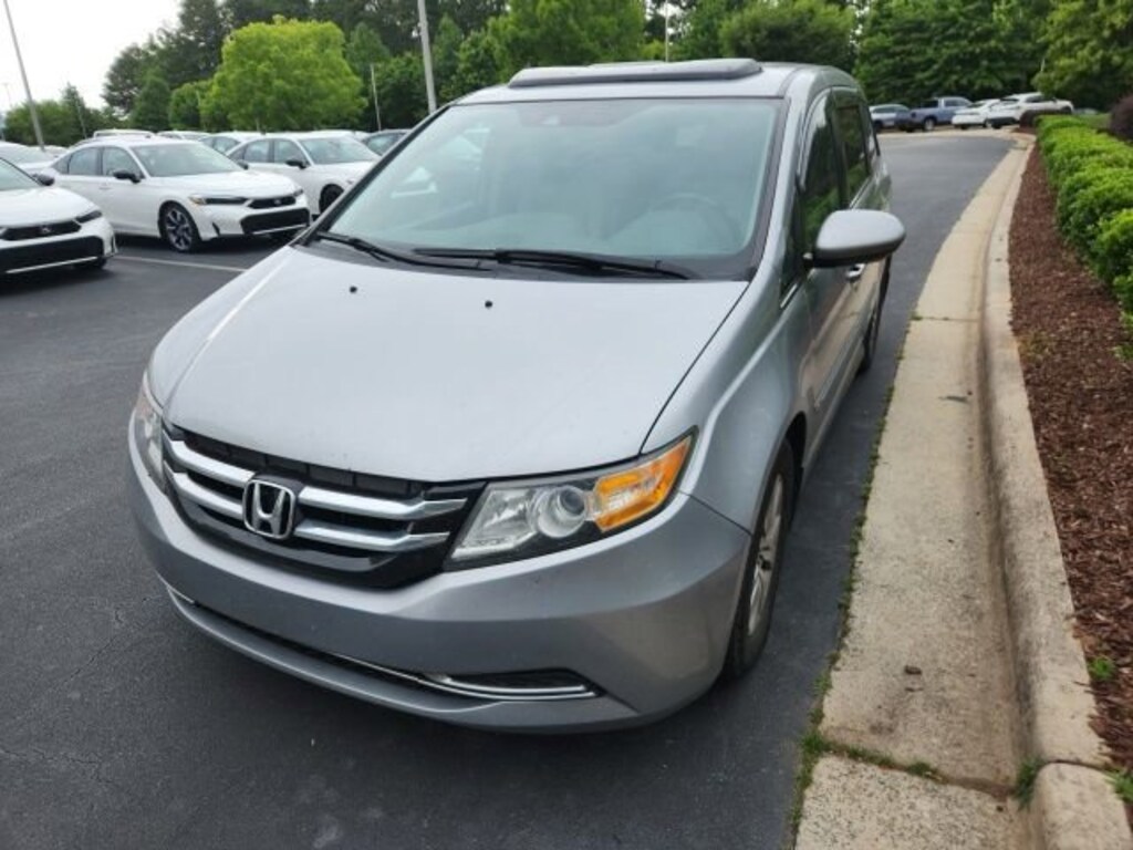 Used 2016 Honda Odyssey EX-L Van Passenger Van