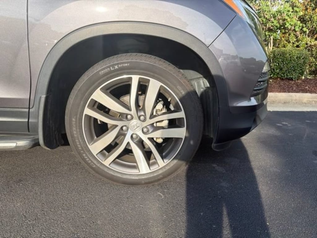 Used 2017 Honda Pilot Elite SUV