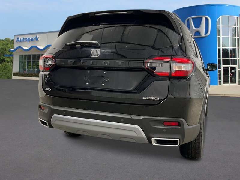 2025 Honda Pilot Touring photo 4