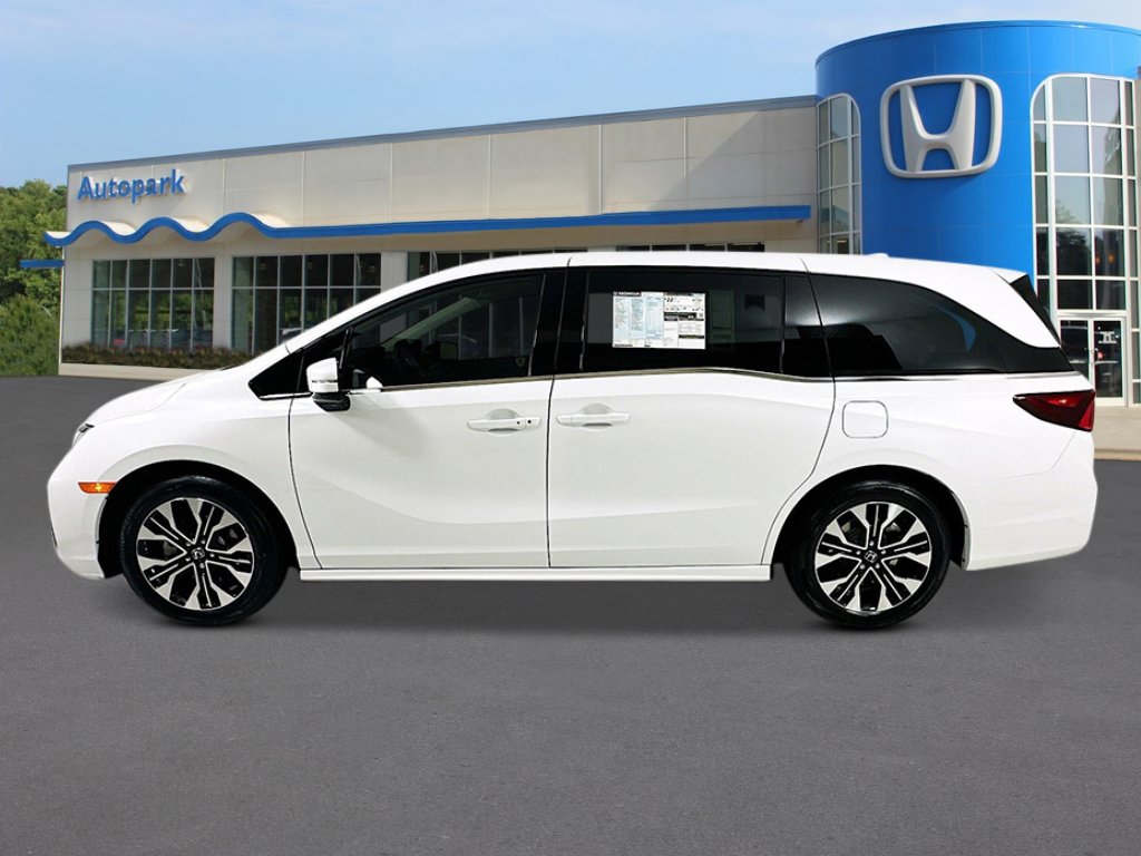 2026 Honda Odyssey Elite photo 2