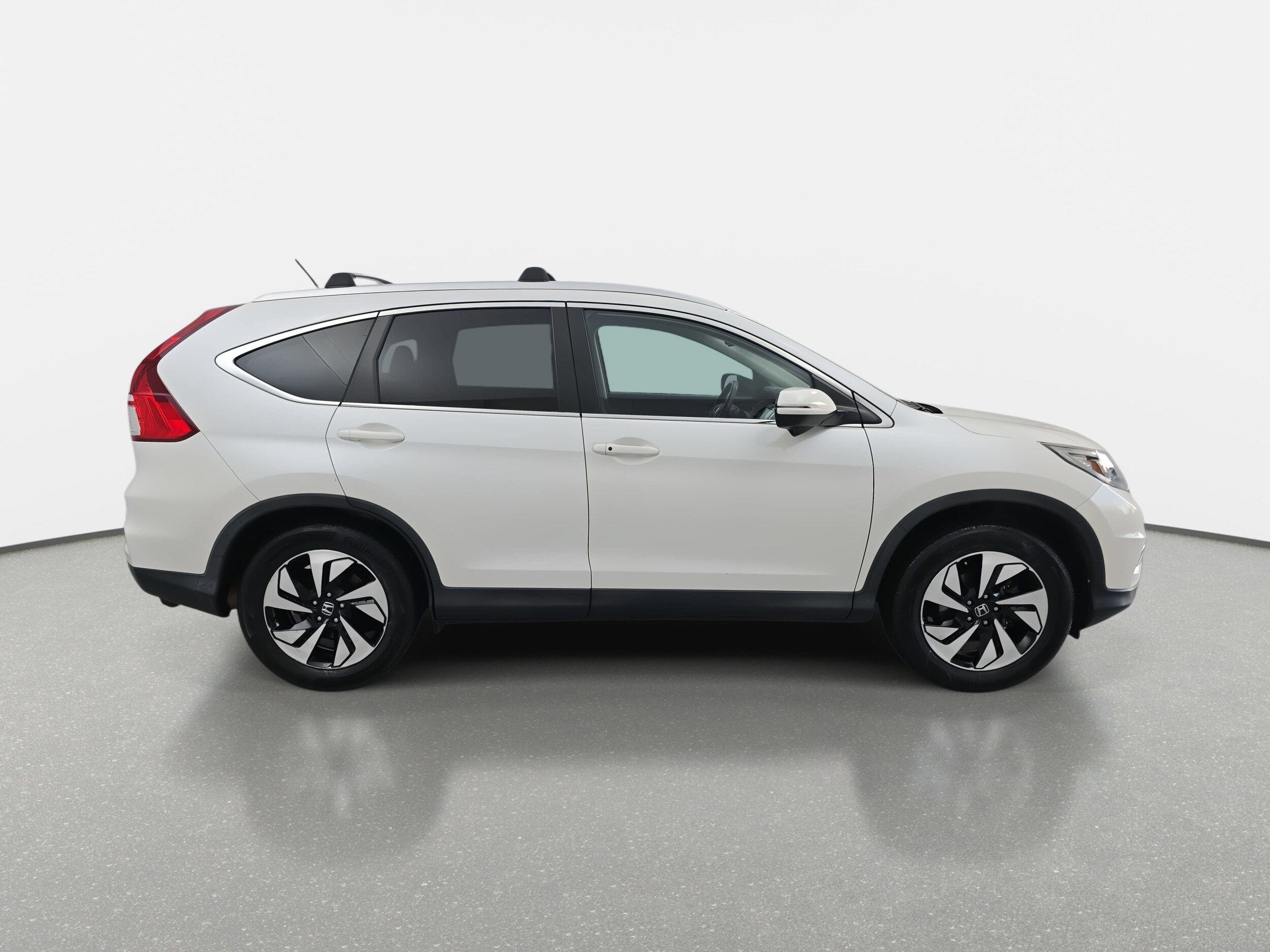 2016 Honda CR-V Touring photo 4