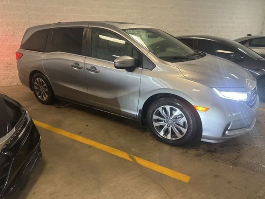 Used 2022 Honda Odyssey EX-L Van