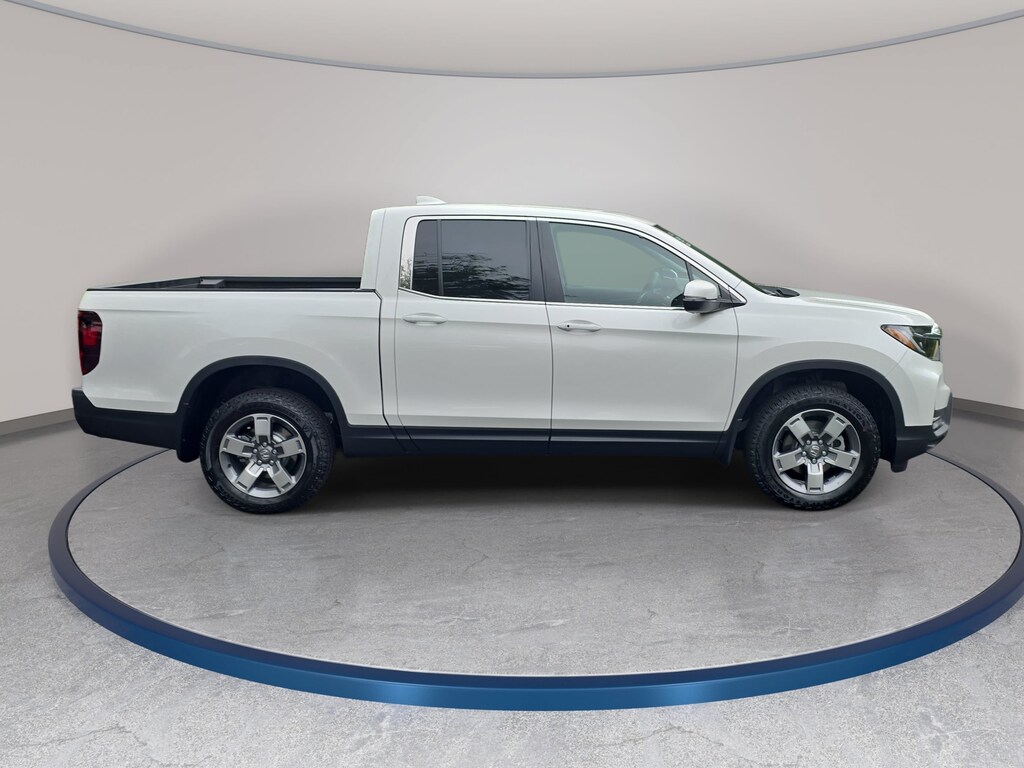 New 2026 Honda Ridgeline RTL Truck Crew Cab