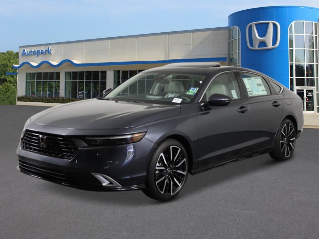 2025 Honda Accord Hybrid Touring's photo