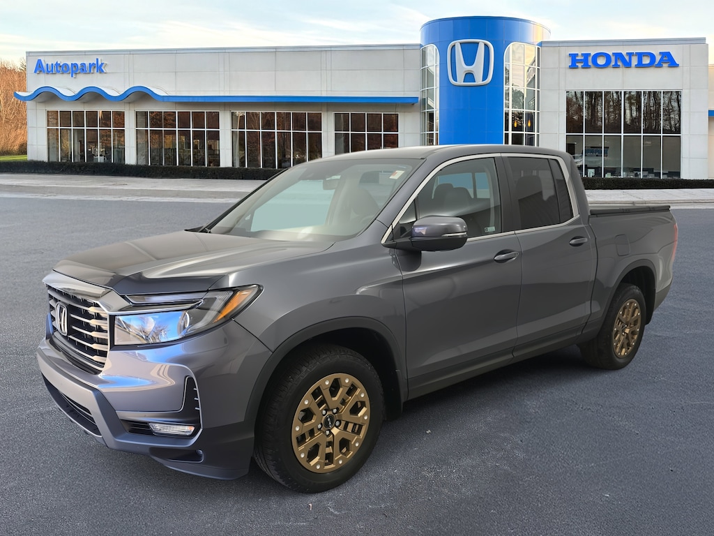 Certified 2023 Honda Ridgeline RTL Truck Crew Cab