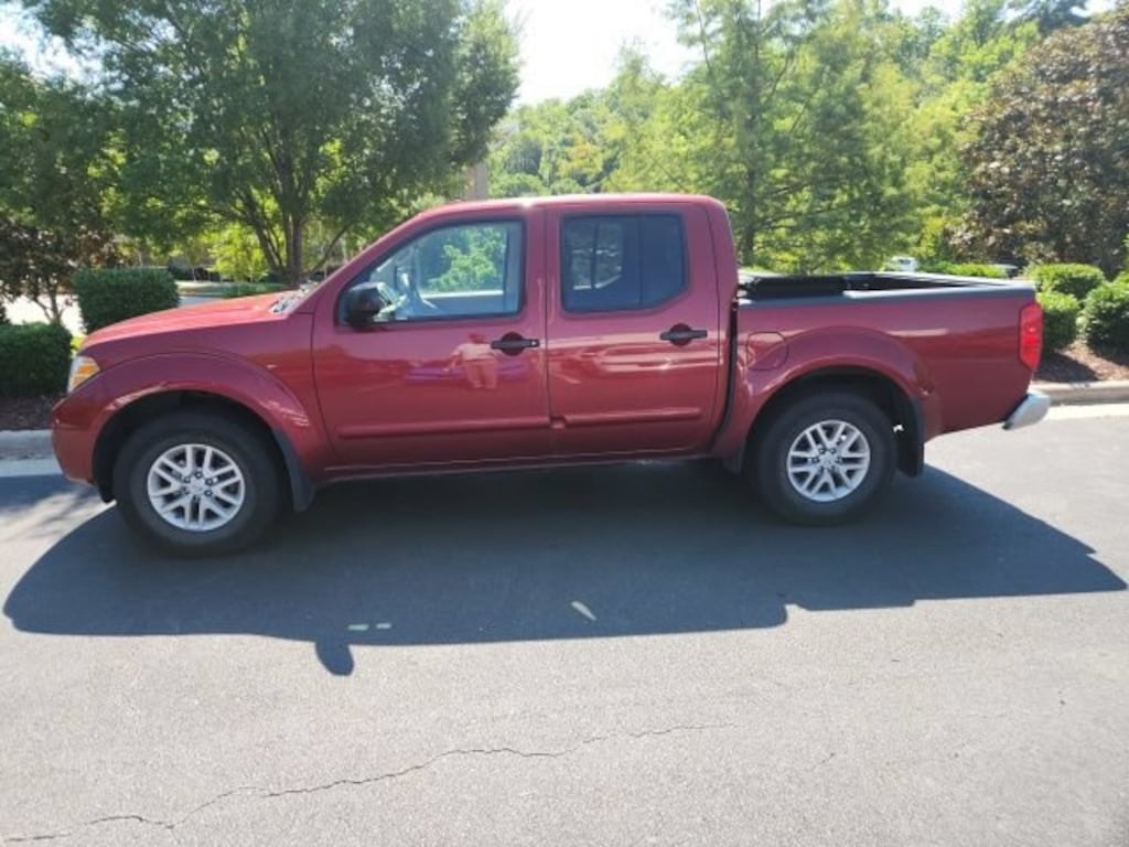 Used 2014 Nissan Frontier SV Truck Crew Cab