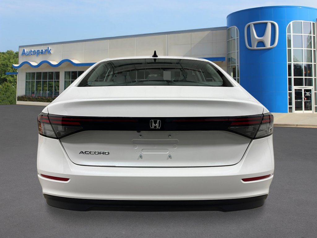 2025 Honda Accord SE photo 4