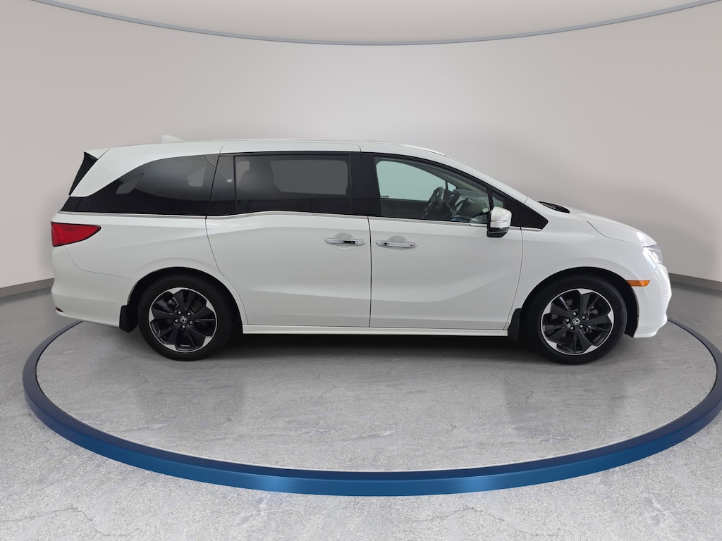 Used 2024 Honda Odyssey Elite Van