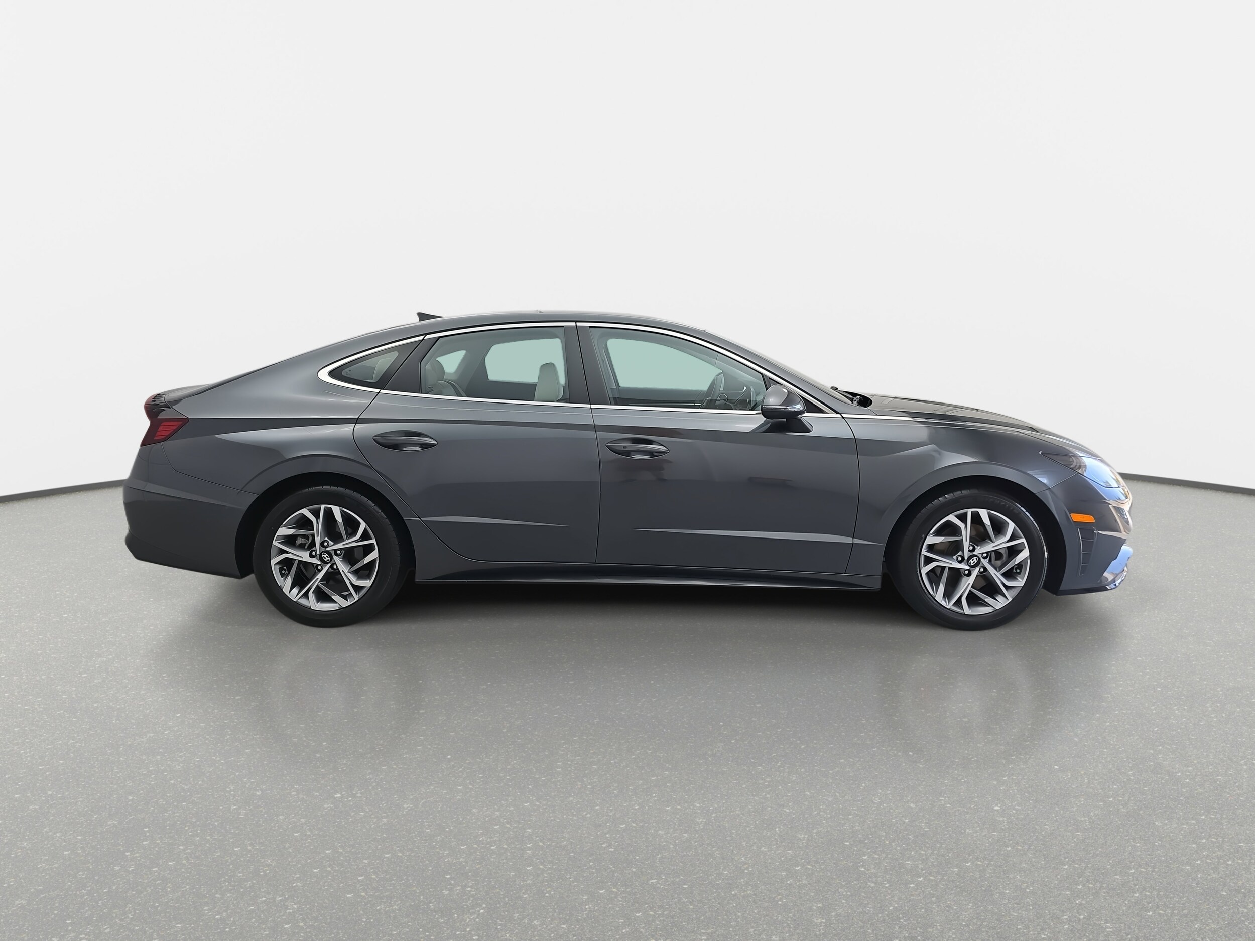2023 Hyundai Sonata SEL photo 4