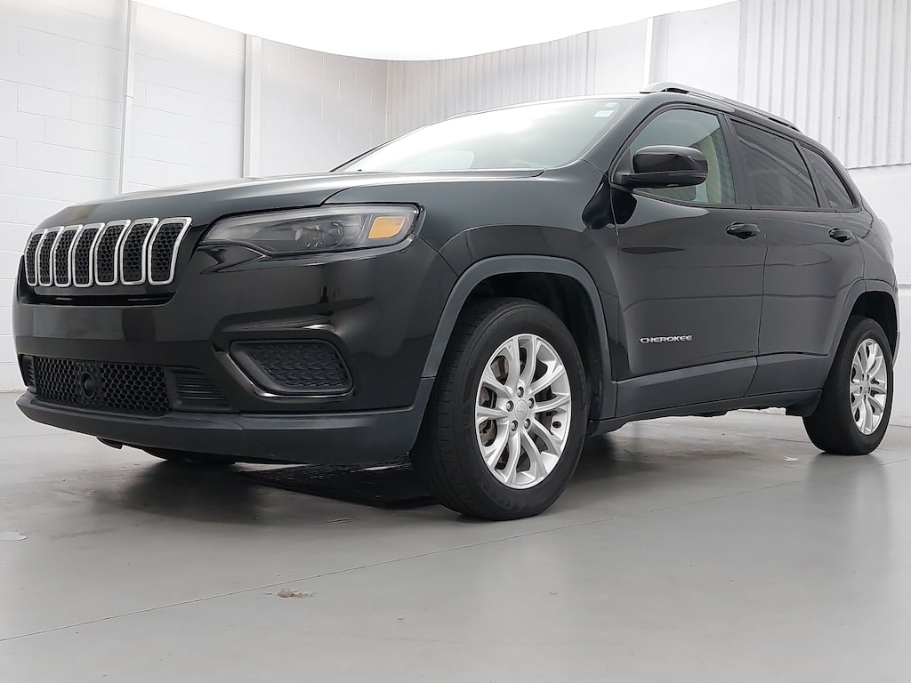 Used 2021 Jeep Cherokee Latitude SUV