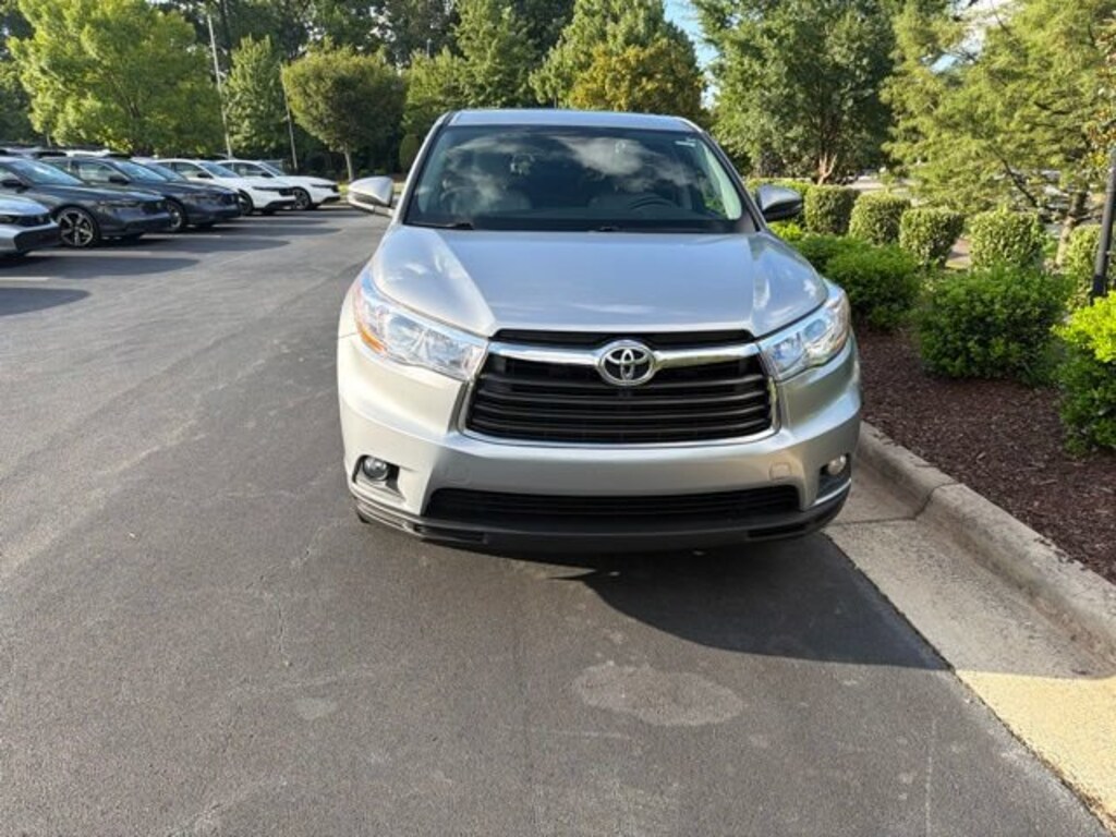 Used 2015 Toyota Highlander LE Plus SUV